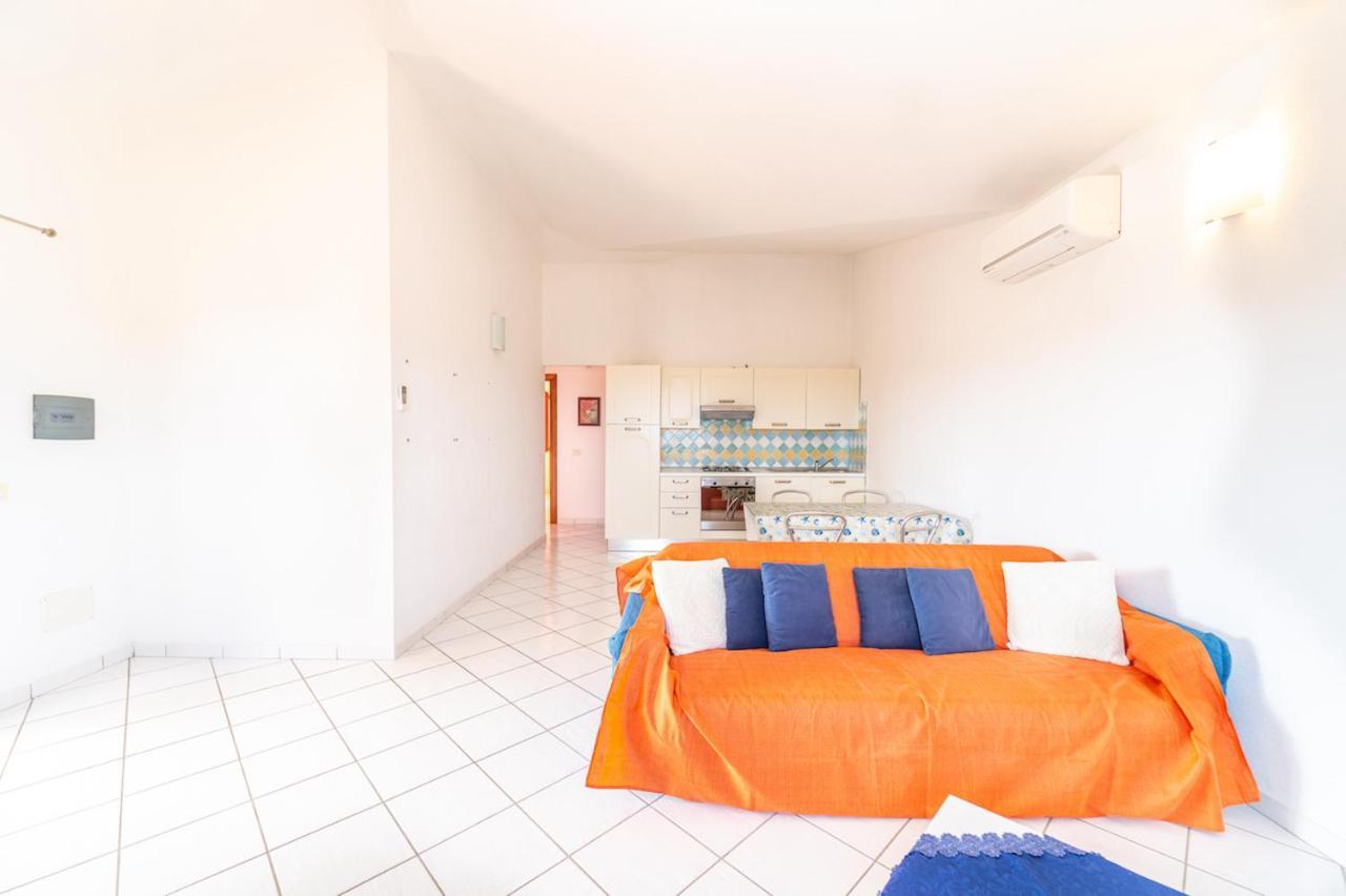 Iss Travel, Citai Panoramic Apartments - 1,5 Km From The Beach 圣特奥多罗 外观 照片